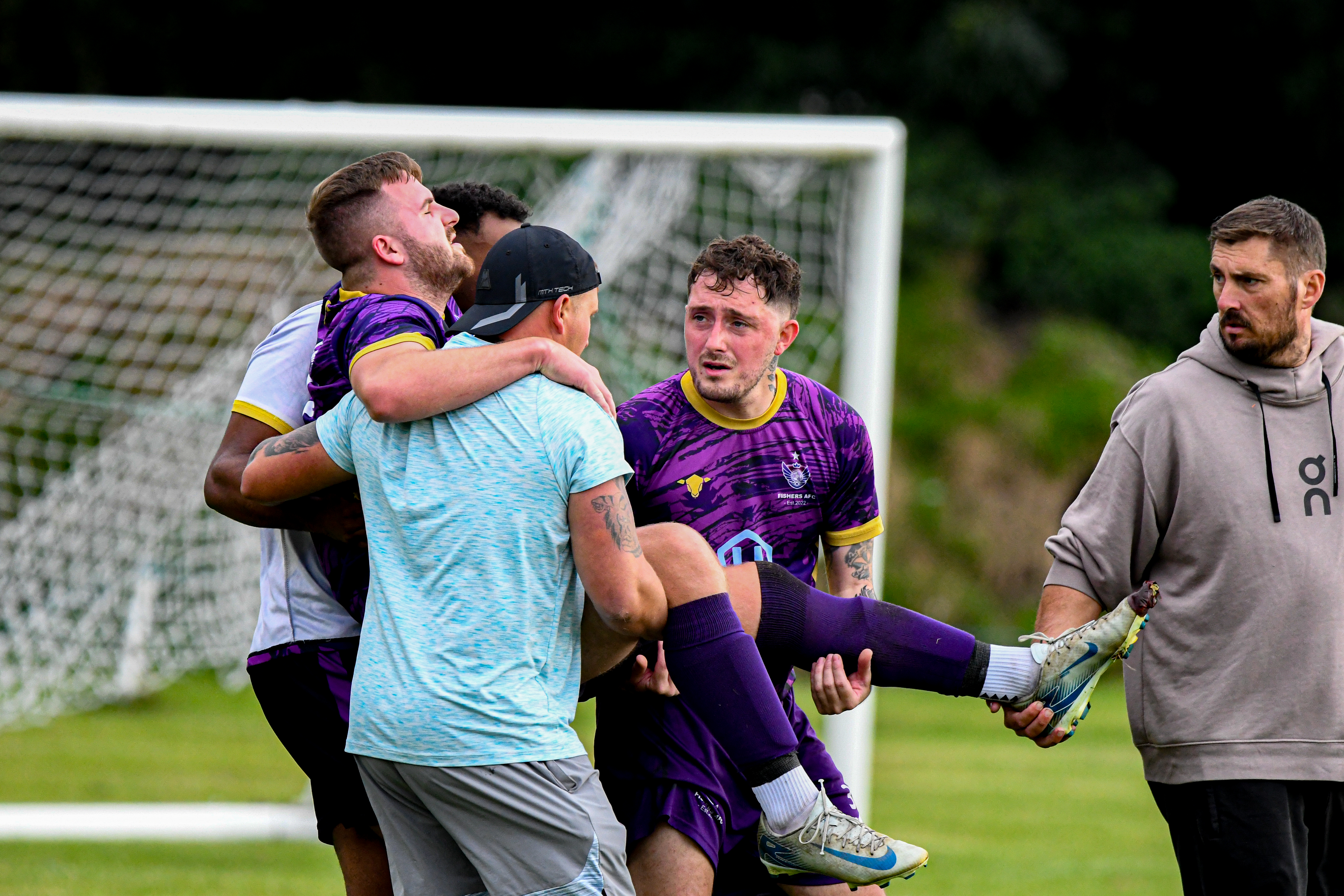 Hull Sporting Club v Fishers AFC — Photo 10