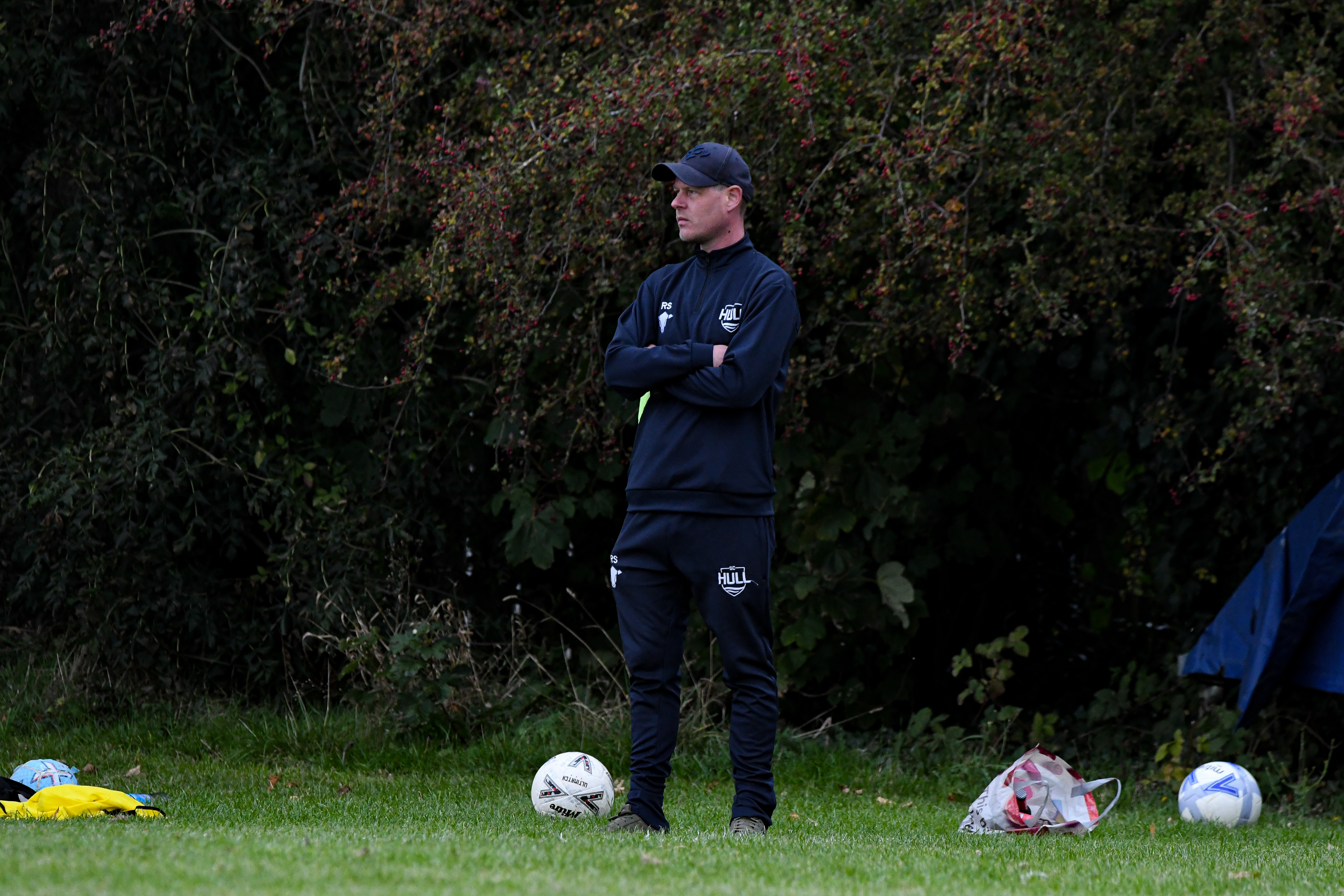 Hull Sporting Club v Fishers AFC — Photo 12