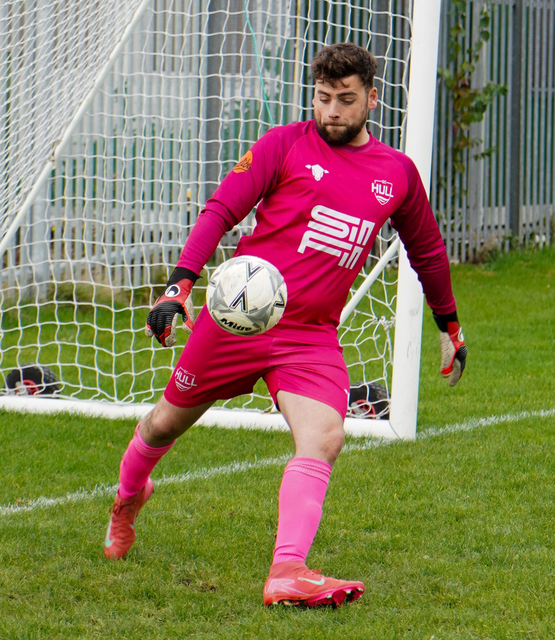 Hull Sporting Club v Hull Athletic FC — Photo 19