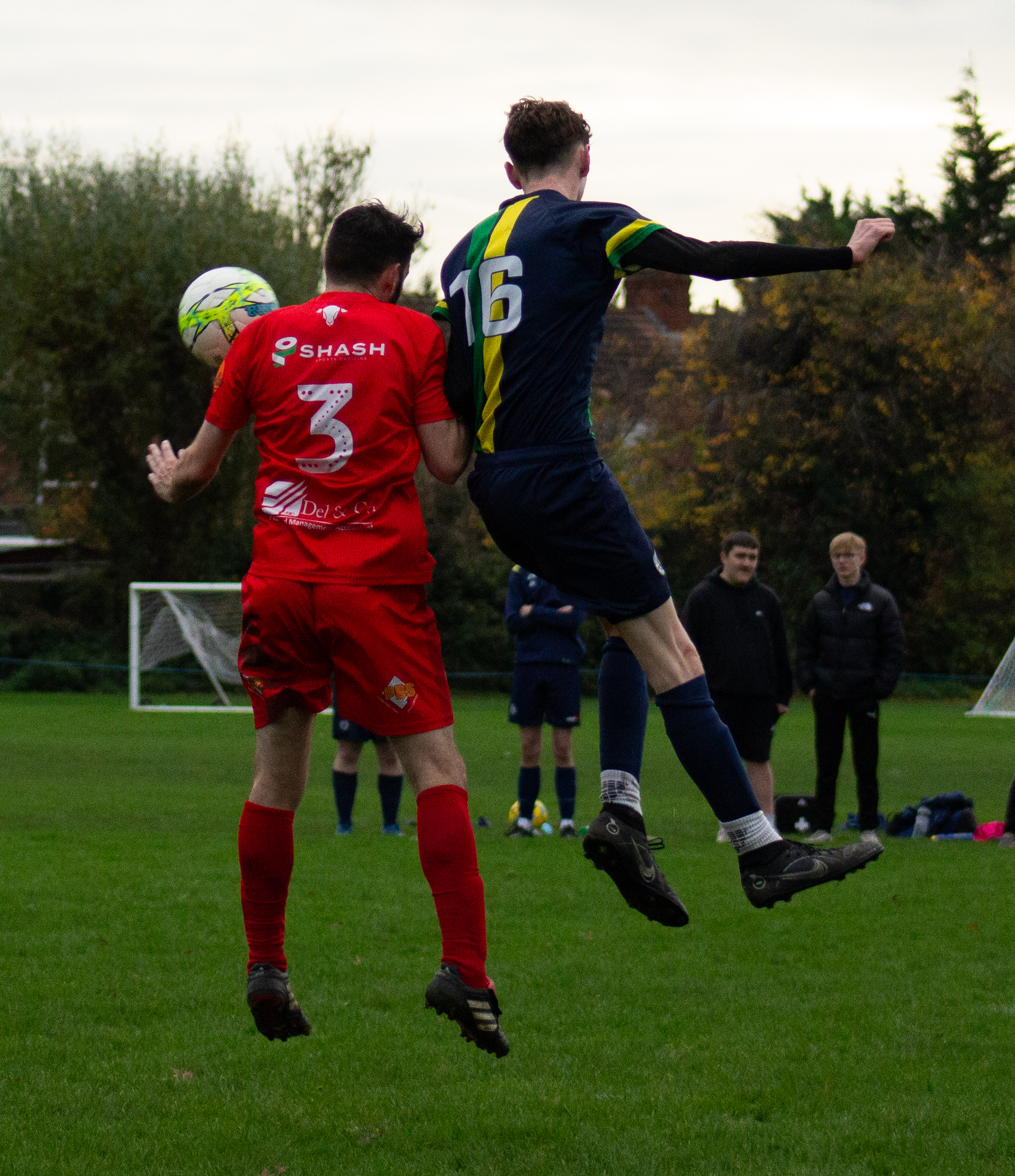 Hull Sporting Club v Market Weighton Town — Photo 25